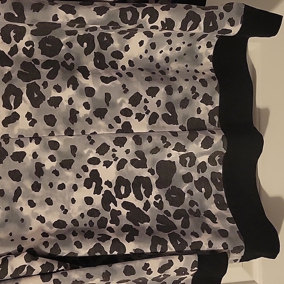 HONEYME Curvy XXXL Animal Print Sweatshirt. NEW with tags - Picture 9 of 9